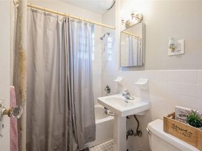 120 Stonelea Place 3G, New Rochelle NY 10801
