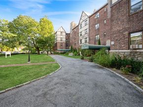 120 Stonelea Place 3G, New Rochelle NY 10801