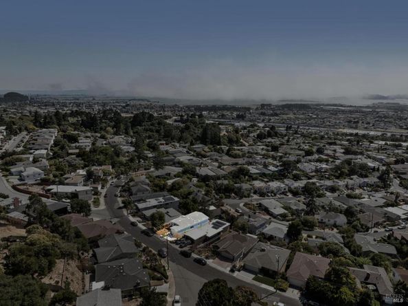 2437 Edwards Avenue, El Cerrito CA 94530