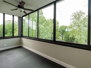 2103 Kinney Ave, Austin TX 78704