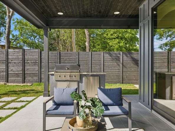 7009 Daugherty ST, Austin TX 78757