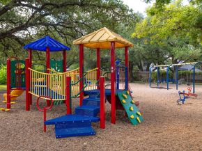 12709 Possum Hollow DR, Austin TX 78729