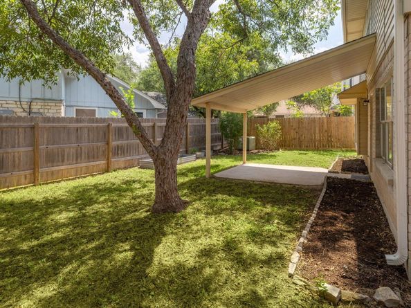 12709 Possum Hollow DR, Austin TX 78729