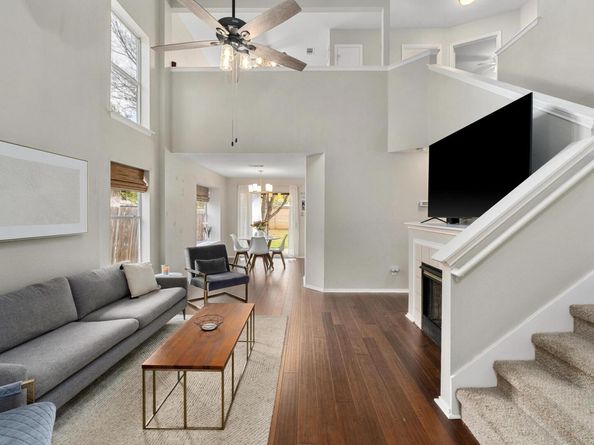 9325 Linkmeadow DR, Austin TX 78748