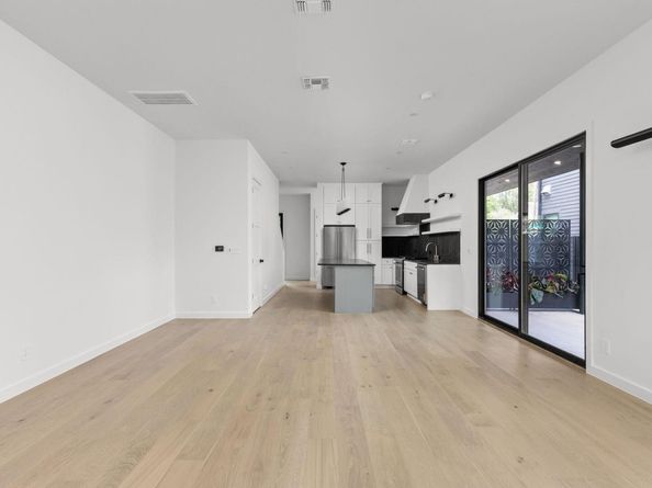 501 E 50th ST, Austin TX 78751
