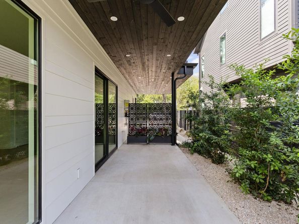 501 E 50th ST, Austin TX 78751