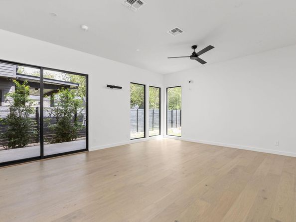 501 E 50th ST, Austin TX 78751