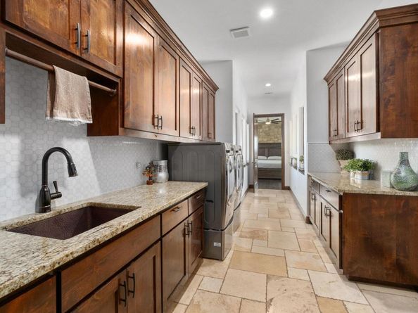 13017 Luna Montana WAY S, Austin TX 78732