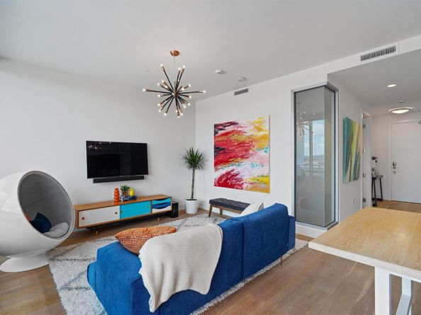 222 West Ave 1108, Austin TX 78701