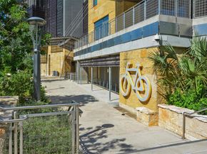 222 West Ave 1108, Austin TX 78701