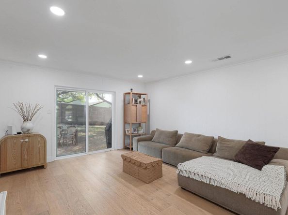 7905 Havenwood DR, Austin TX 78759