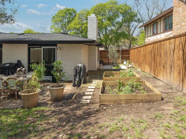 7905 Havenwood DR, Austin TX 78759