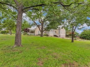 403 E 4th ST S, Georgetown TX 78626