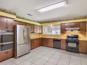 5001 Creekline DR, Austin TX 78745