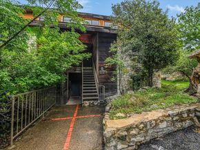 8200 Neely DR 242, Austin TX 78759