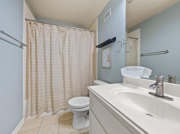 2925 Plantation DR, Round Rock TX 78681