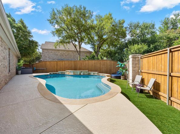 2925 Plantation DR, Round Rock TX 78681