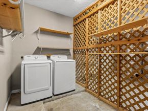 10819 Crown Colony DR 27, Austin TX 78747