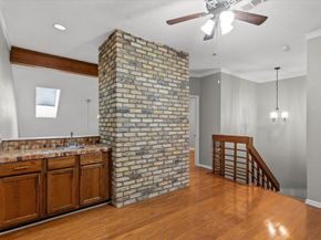 10819 Crown Colony DR 27, Austin TX 78747