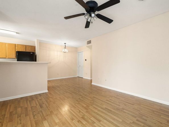 4500 E Oltorf ST C306, Austin TX 78741