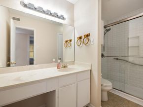 4500 E Oltorf ST C306, Austin TX 78741