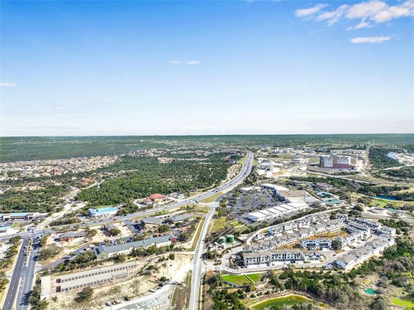 2050 Lohmans Spur RD 501, Lakeway TX 78734