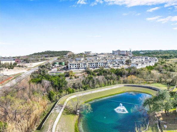 2050 Lohmans Spur RD 501, Lakeway TX 78734