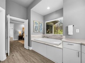 2800 Waymaker WAY 36, Austin TX 78746