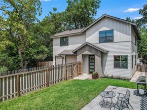 2414 E Martin Luther King Junior Boulevard BLVD A, Austin TX 78702