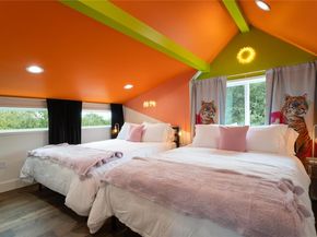 2415 E 10th ST, Austin TX 78702