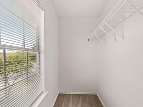 525 Meadow Park DR, Georgetown TX 78626