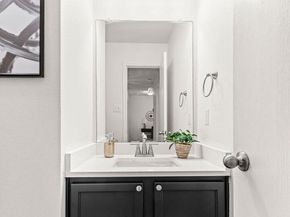 525 Meadow Park DR, Georgetown TX 78626