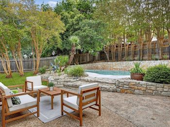 2202 Cypress PT E