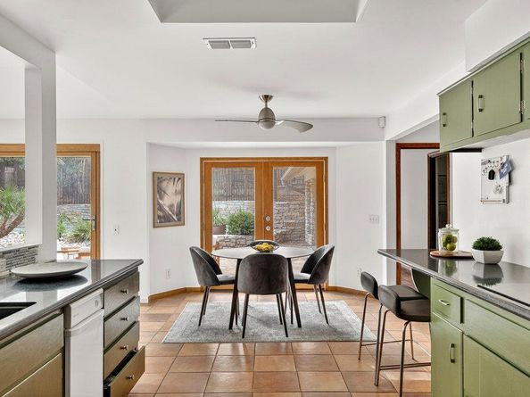 2202 Cypress PT E, Austin TX 78746