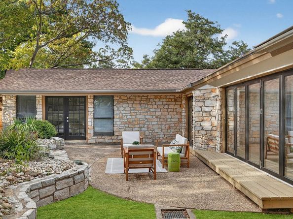 2202 Cypress PT E, Austin TX 78746