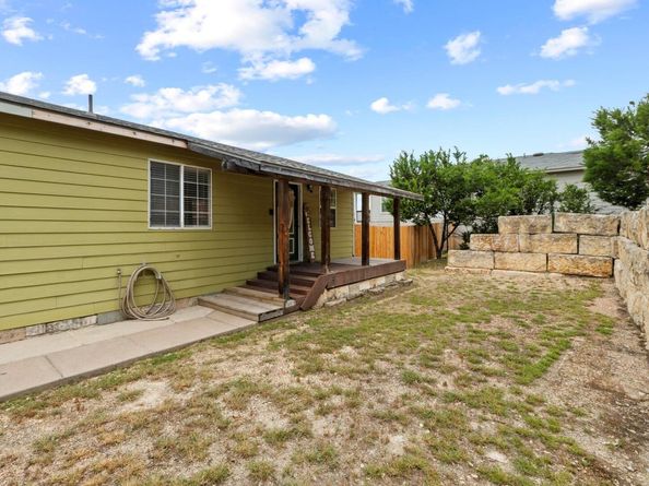 8104 Bronco LN, Lago Vista TX 78645