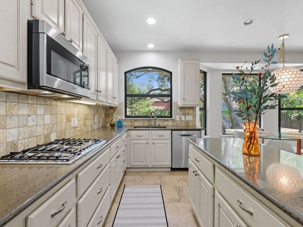 4009 Great Plains DR, Austin TX 78735