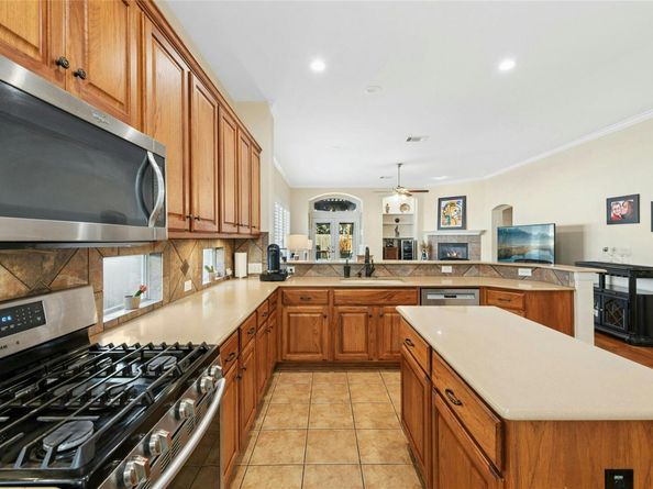 2011 Burnie Bishop PL, Cedar Park TX 78613