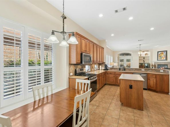 2011 Burnie Bishop PL, Cedar Park TX 78613