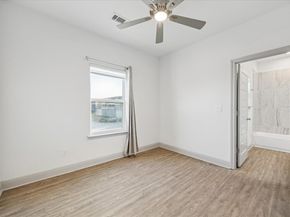 18812 Nicklaus DR, Point Venture TX 78645