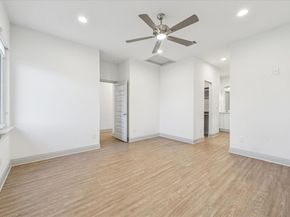 18812 Nicklaus DR, Point Venture TX 78645