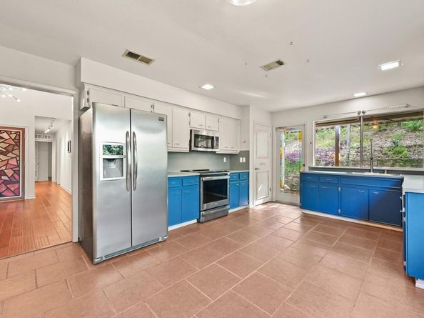 2601 Clear CV, Austin TX 78704