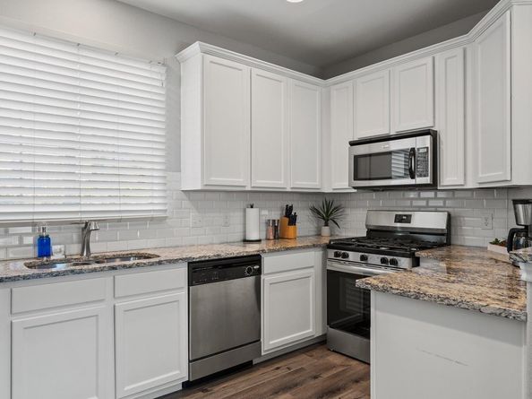 2801 Goodwin Ave B, Austin TX 78702