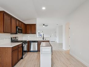 17921 Basketflower BND, Elgin TX 78621