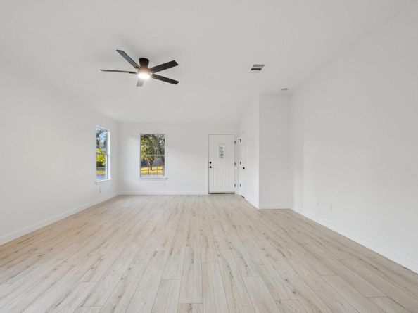 17921 Basketflower BND, Elgin TX 78621