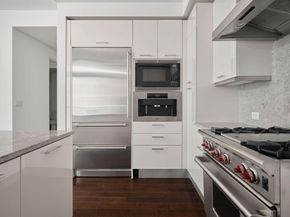 200 Congress Ave 23C, Austin TX 78701