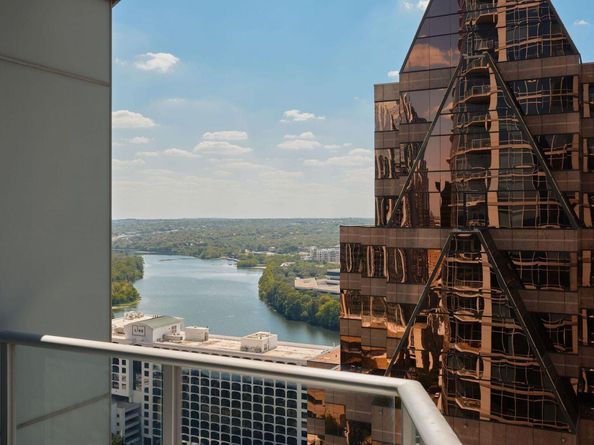 200 Congress Ave 23C, Austin TX 78701