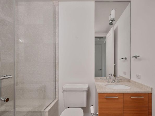 200 Congress Ave 23C, Austin TX 78701