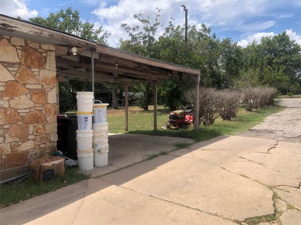 2300 Thrasher LN, Austin TX 78741