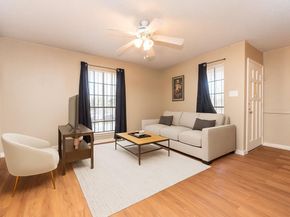 5006 Sara DR, Austin TX 78721